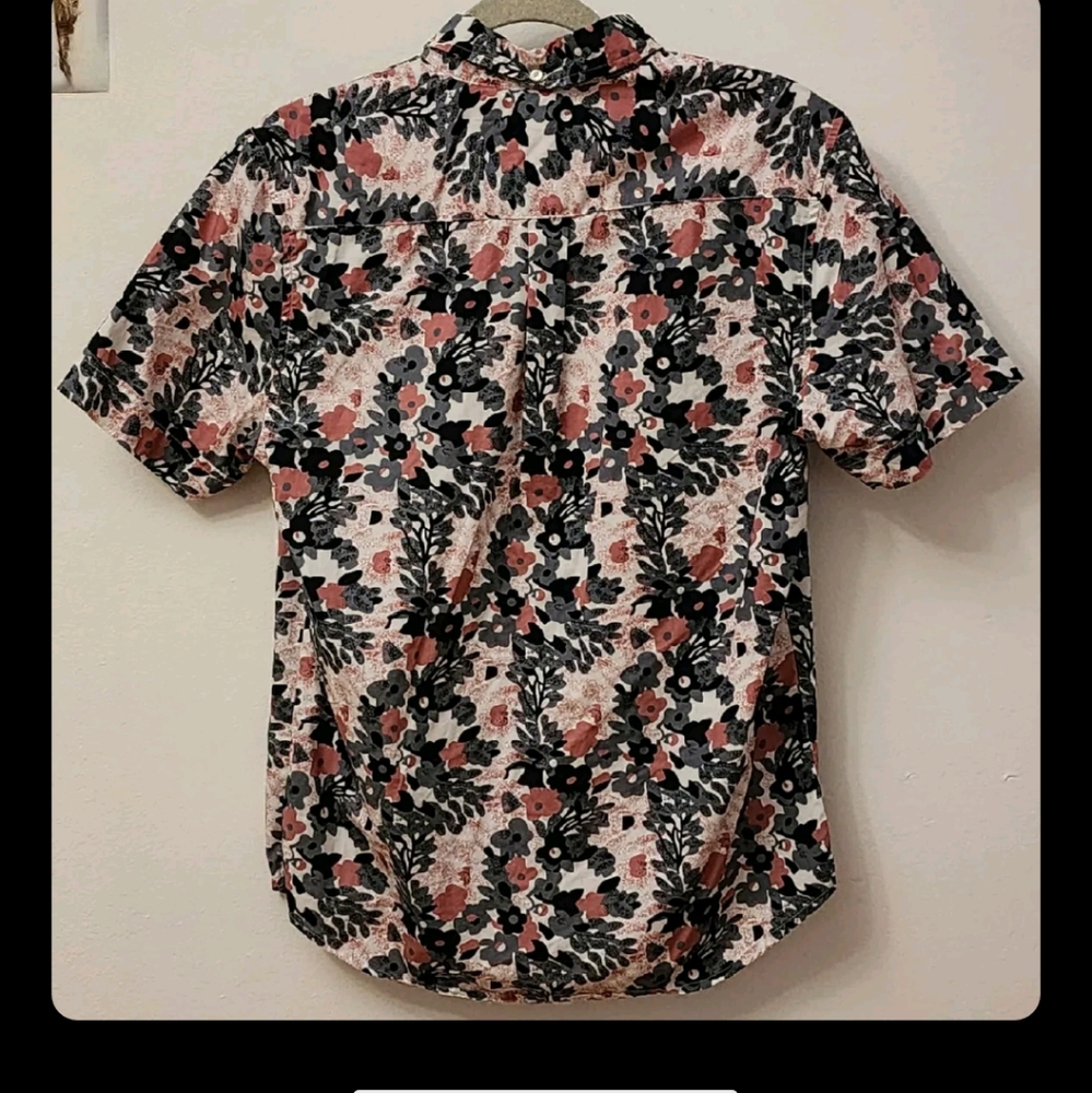 Kennington Ltd Men's M Short Sleeve Button Front Floral Hawaiian Shirt